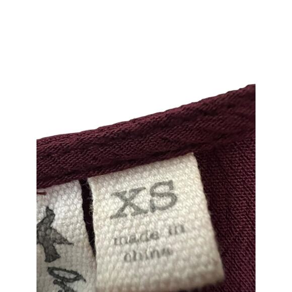 Others Follow Romper XS Bell Sleeve Boho Festival Casual Anthropologie Burgundy - Picture 7 of 10